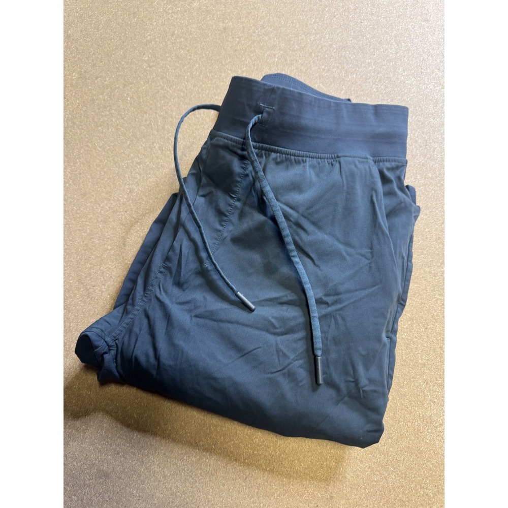 Lululemon grat wall pant Jogger Pants  Mens M  Tech grey obidien‎ $79